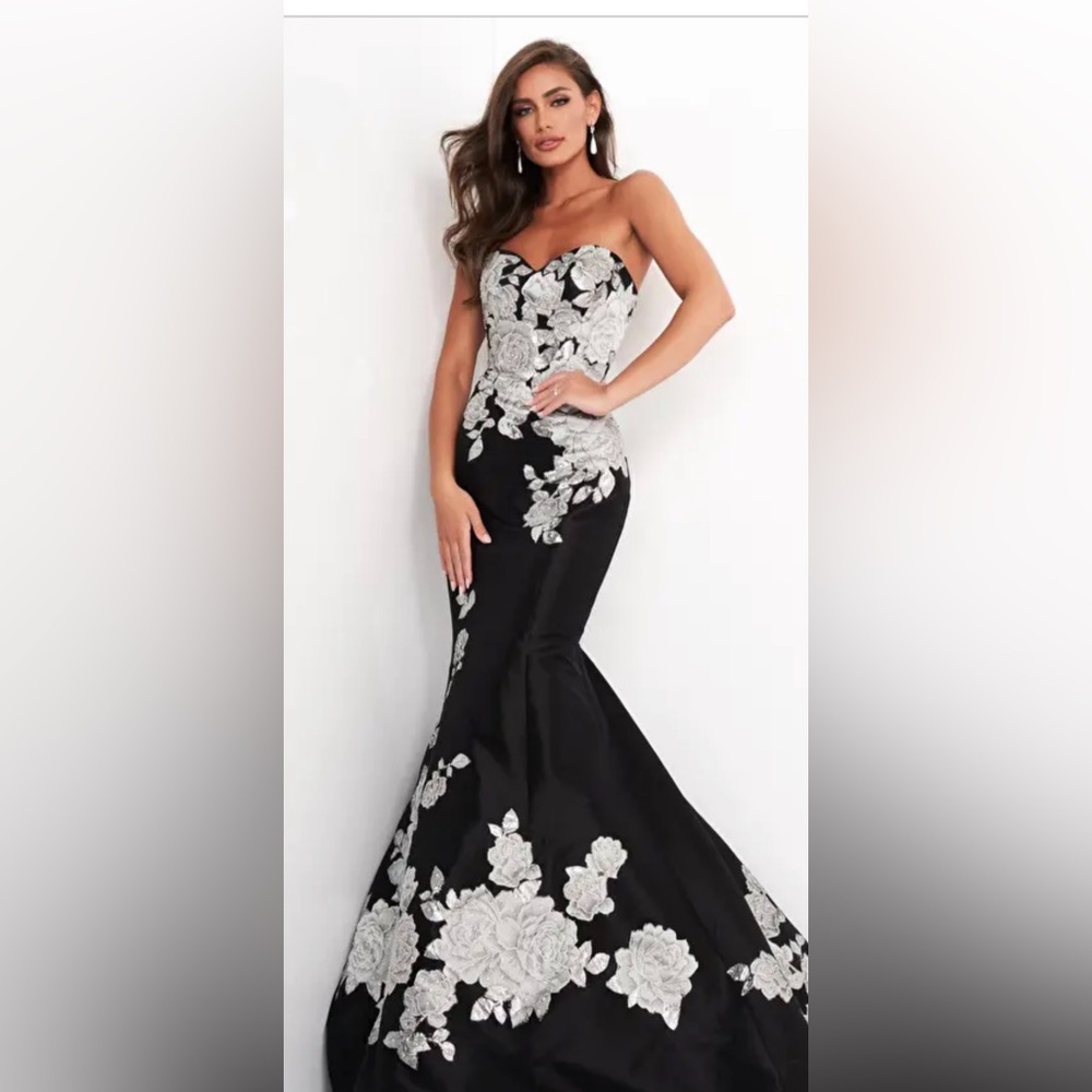 Jovani Gown runway size 8